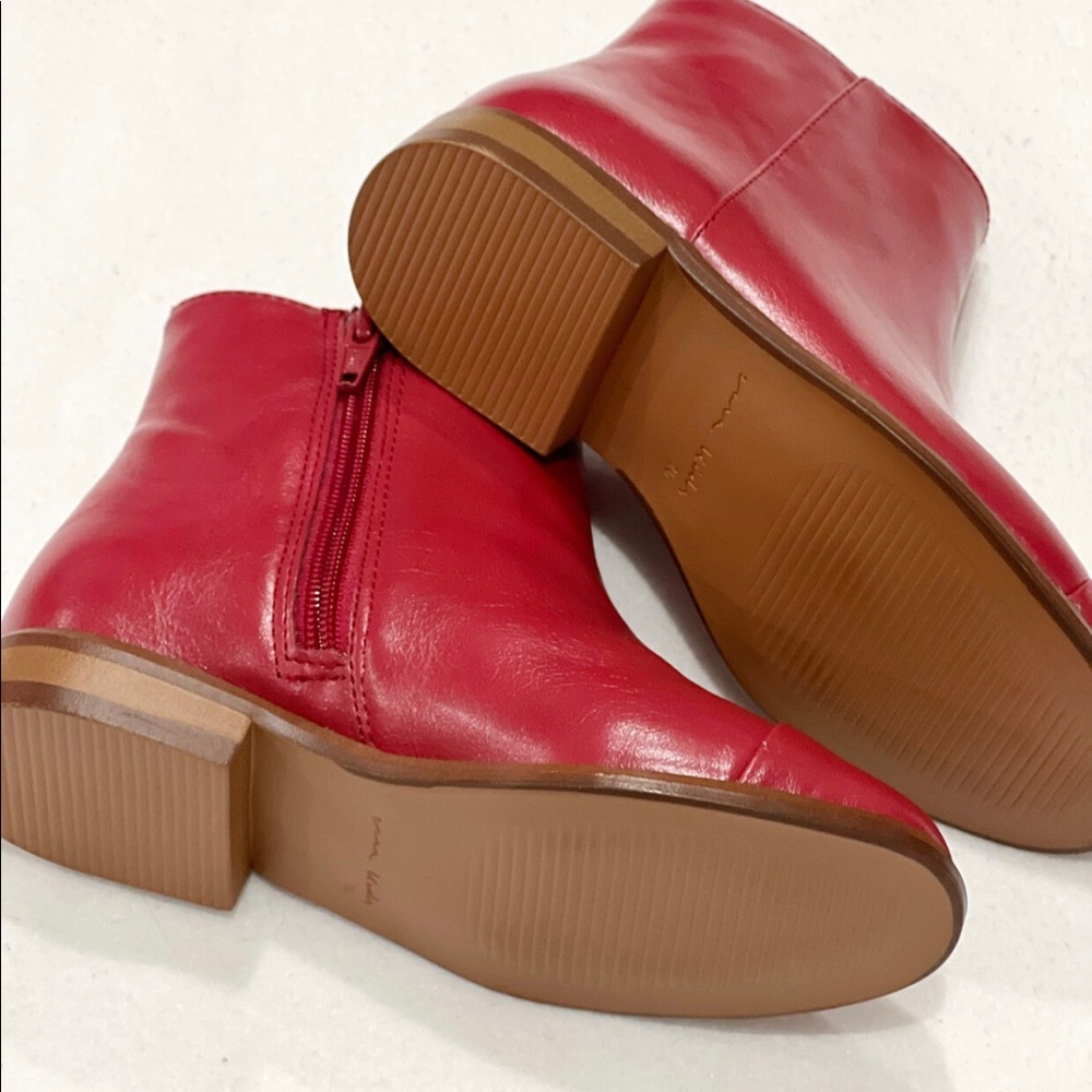 ❌SOLD❌  🌹ZARA Red Ankle Boots - Picture 3 of 4